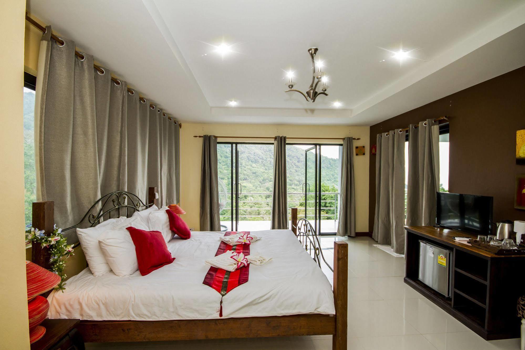 Sky Terrace Lanta Boutique Hotel Koh Lanta Exterior photo